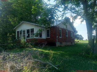 316 W Carothers St, Grayville, IL 62844