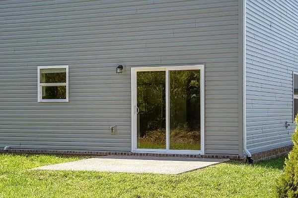 1398 Wentworth Dr — Photo 27