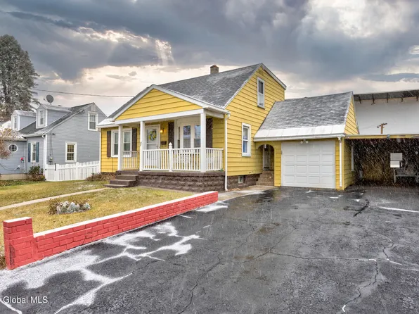 37 Dott Avenue, Colonie, NY 12205