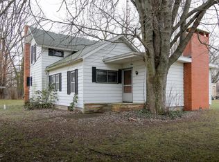 59411 12th St, Three Rivers, MI 49093