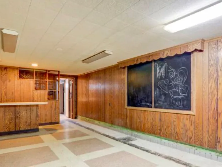 83 N Church St SW — Photo 20