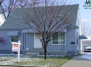 21052 N La Salle Blvd, Warren, MI 48089