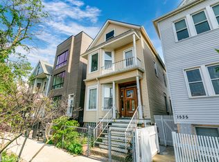 1533 W Barry Ave, Chicago, IL 60657