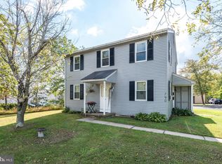 790 W Park Ave APT B, Perkasie, PA