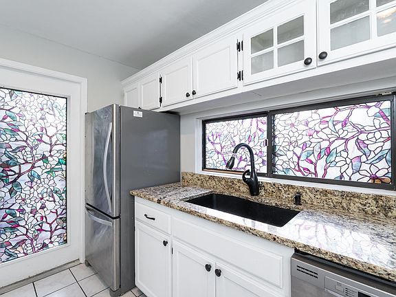 5th image of 111 Coburn Ave #219