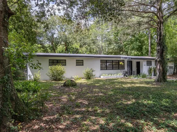 2130 NE 12th Ter, Gainesville, FL 32609