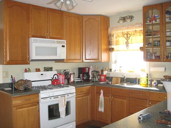 4th image of 606 E South St
