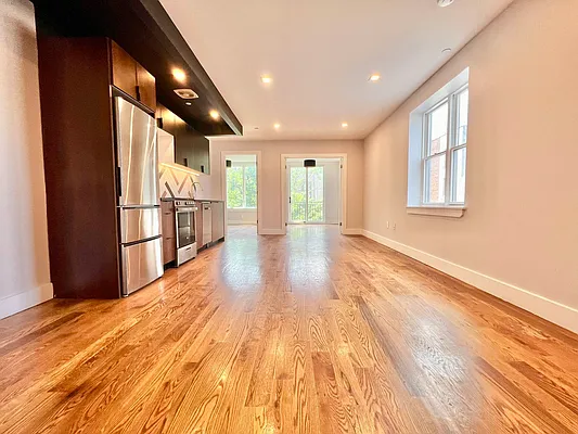 Rented by ERNY LLC | media 13