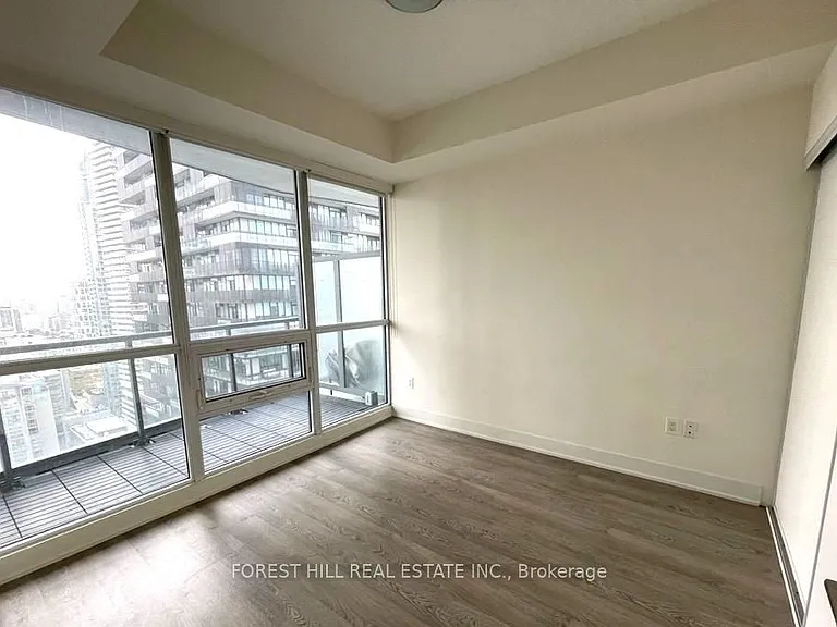 30 Roehampton Ave #2410 — Photo 6