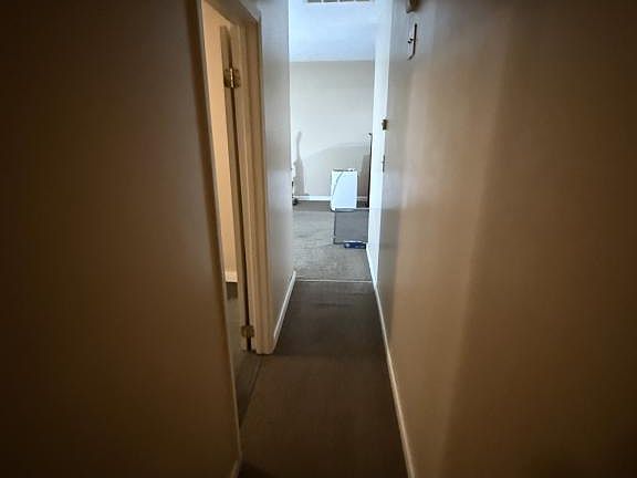 4th image of 1321 Huntington Ave