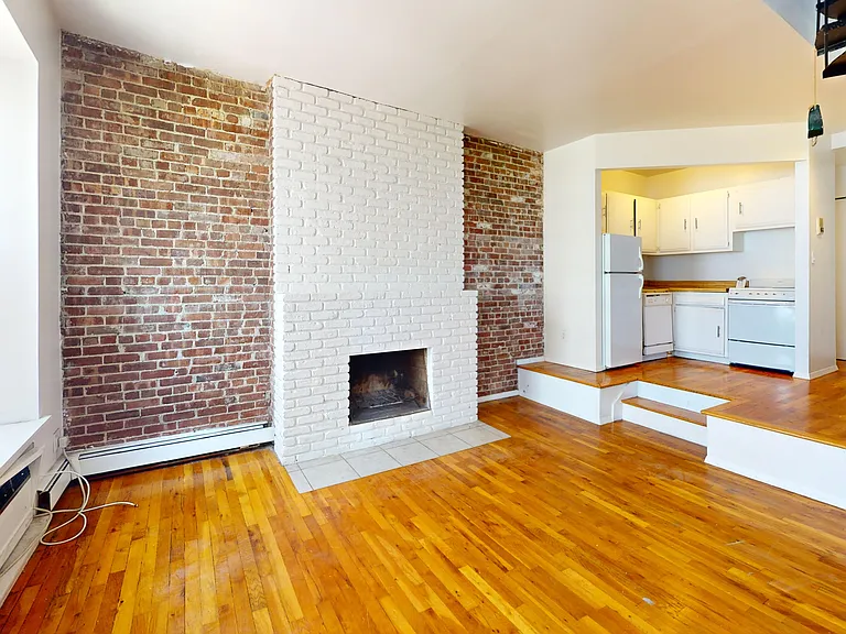 1306 2nd Ave #4FN — Photo 3