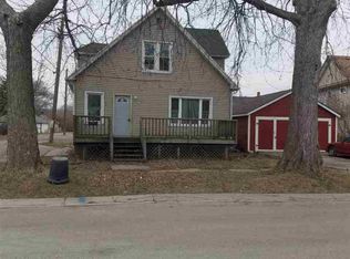 715 15th St, Port Huron, MI 48060