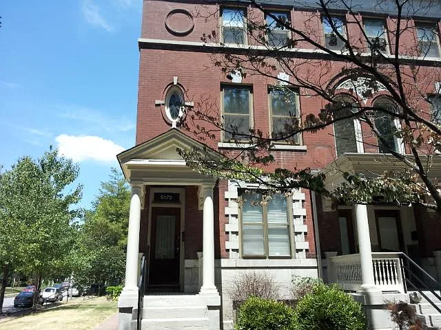 5173 Waterman Blvd #C — Photo 9