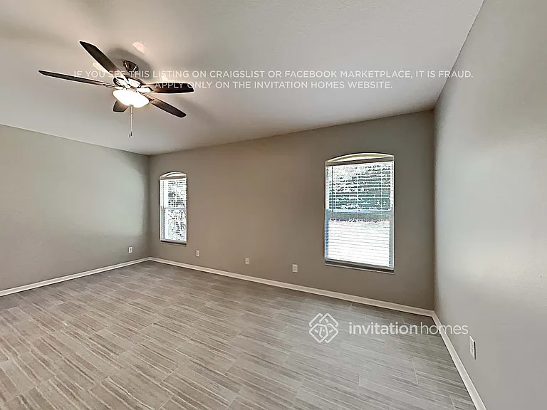 5902 Falconpark Ct — Photo 10
