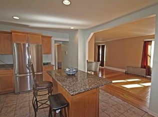 115 Wilmont St, Springfield, MA 01108