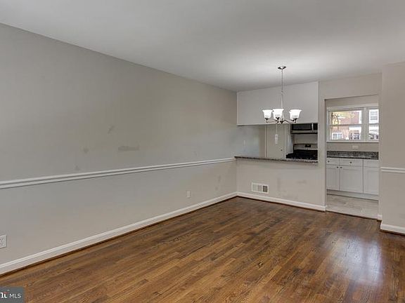 5th image of 3920 Triton Ct