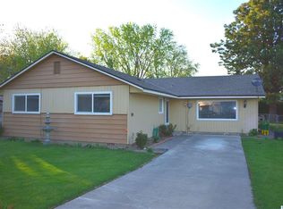 1528 W 7th Pl, Kennewick, WA 99336