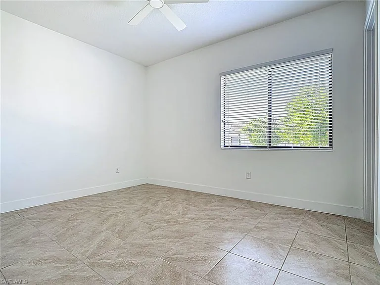 4815 Frattina St — Photo 10