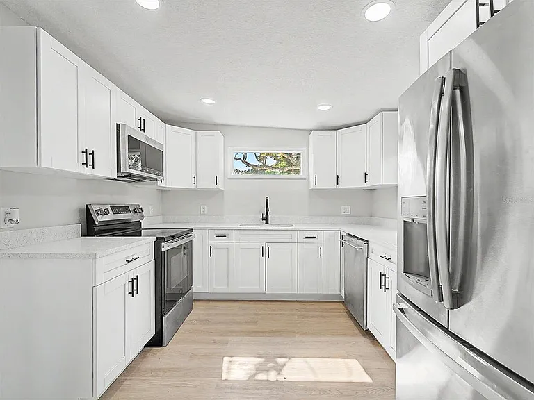 7708 Maryland Ave — Photo 13