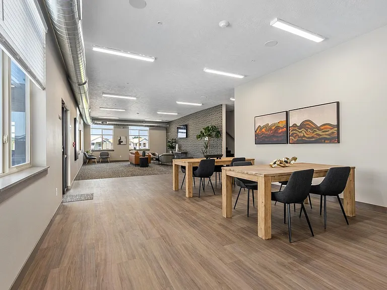 Willows South Commons — Photo 11