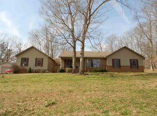 3131 South Rd, Cadiz, KY 42211