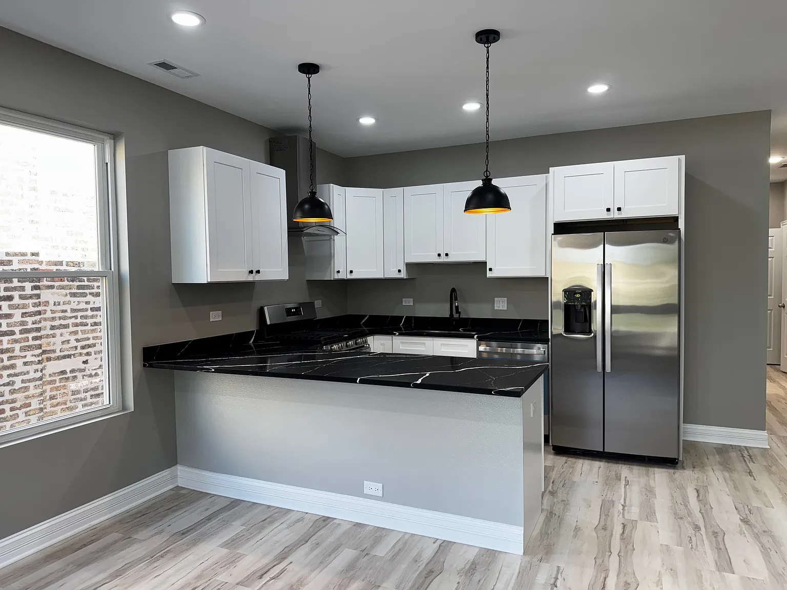 2 bed, $2,200 — Photo 1