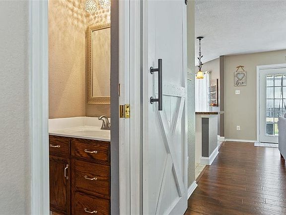 4th image of 5281 Chessie Cir