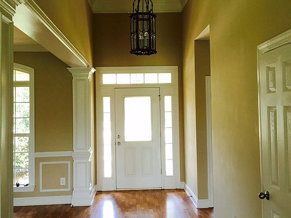 4th image of 203 Rosewater Dr