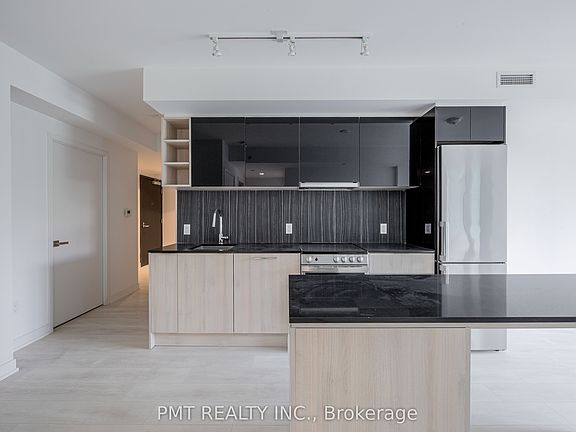 2nd image of 31 Tippett Rd #339