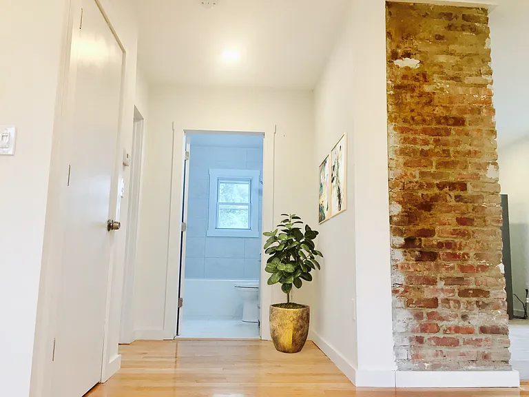 224 N Fullerton Ave #B — Photo 6