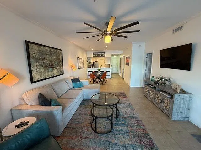 2 bed, 2.0 bath, 1188 sqft, $1,850 — Photo 3