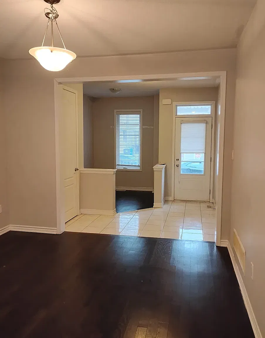 4 bed, 2.5 bath, 2072 sqft, $3,000 — Photo 3