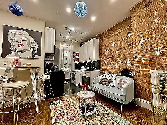 Rented by Douglas Elliman | media 4