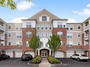 330 Regency Dr, Fishkill, NY 12524