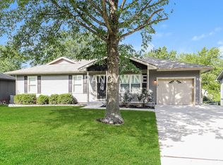 1308 Rose St, Kearney, MO 64060