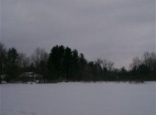 12401 Snow Rd, Burton, OH 44021