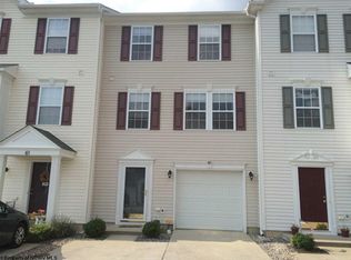 46 Robin Ln, Morgantown, WV 26508