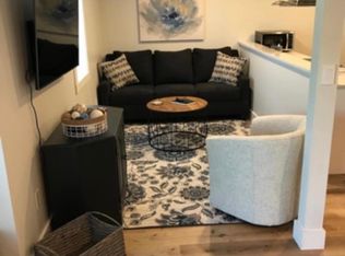 61 E Porter Rd, Asheville, NC 28803