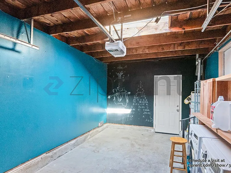 1038 Colton Ave — Photo 27
