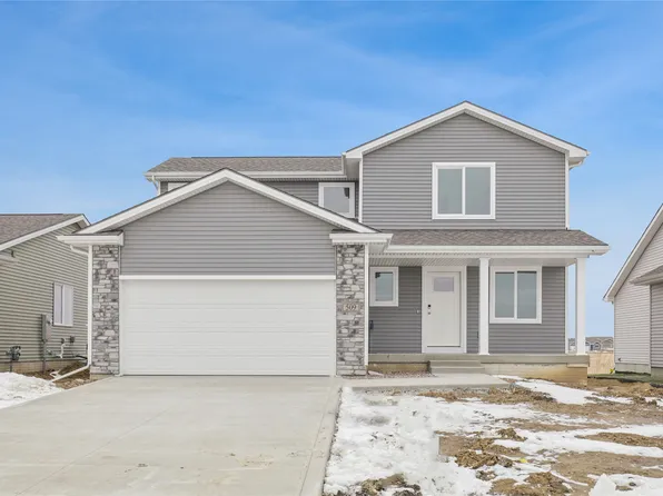 509 Fireside Dr NW, Bondurant, IA 50035