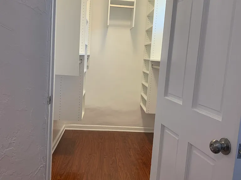 2829 S Holt Ave — Photo 18