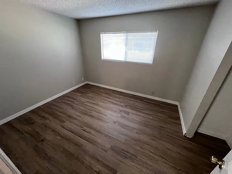 5576 Mountain View Dr #1-4 — Photo 11