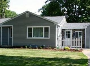 137 Millbrook Rd, Springfield, MA 01128