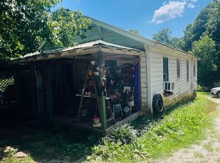 140 Old Copperhill Rd, Blue Ridge, GA 30513