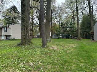 Maxwell Dr, Madison, OH 44057