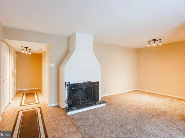 8030 Ditman St APT 138X, Philadelphia, PA 19136