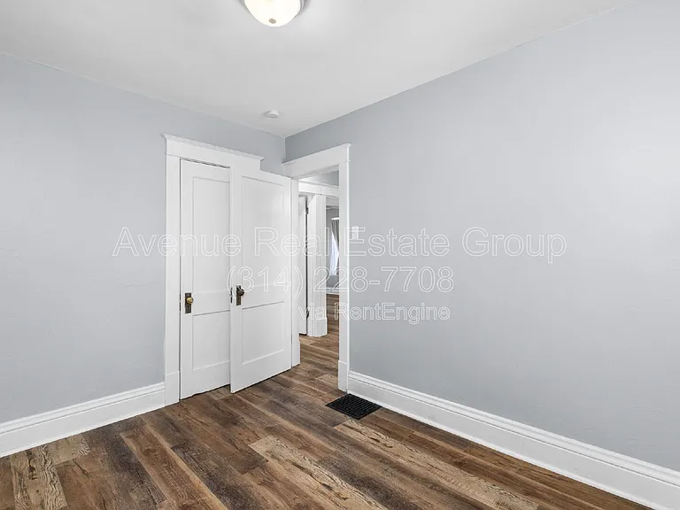8009 Monroe Ave — Photo 30