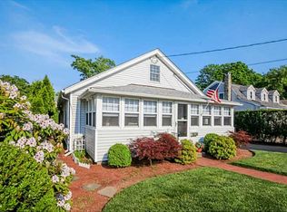 72 Boon St, Narragansett, RI 02882