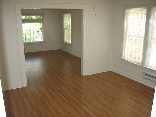 2nd image of 894 N La Fayette Park Pl