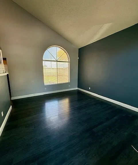 8383 Brad Oaks Cir — Photo 3